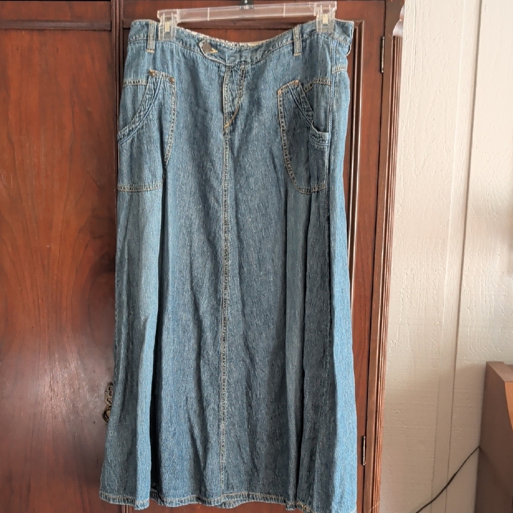 Madison Blue Denim Skirt